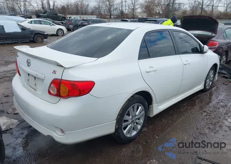 2010 Toyota Corolla S из США, поврежденный, VIN 1NXBU4EE4AZ343098